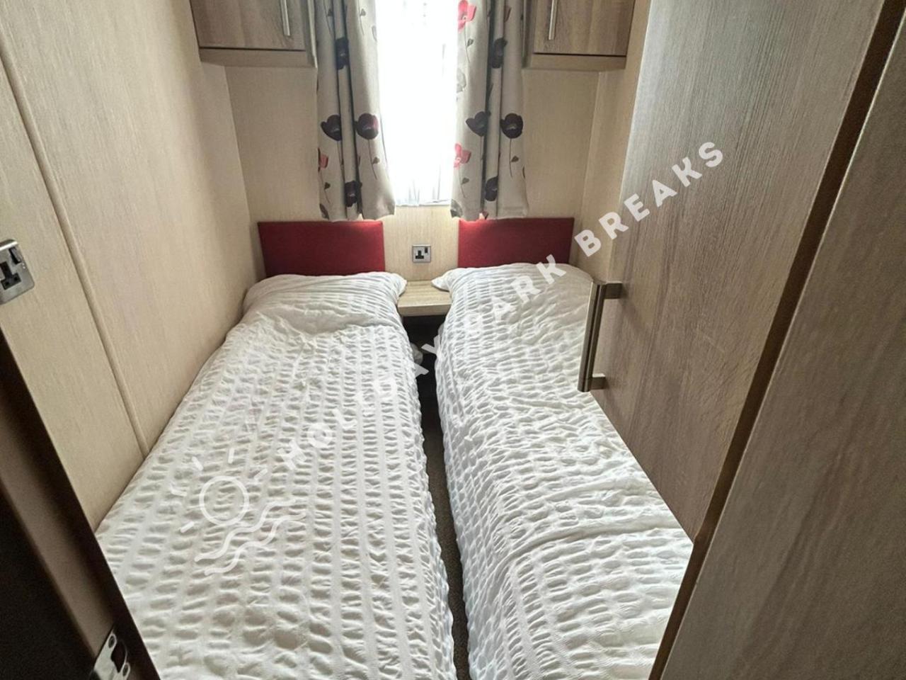 Haywood - 3 Bed Pet Friendly Holiday Home At Seal Bay Selsey Esterno foto